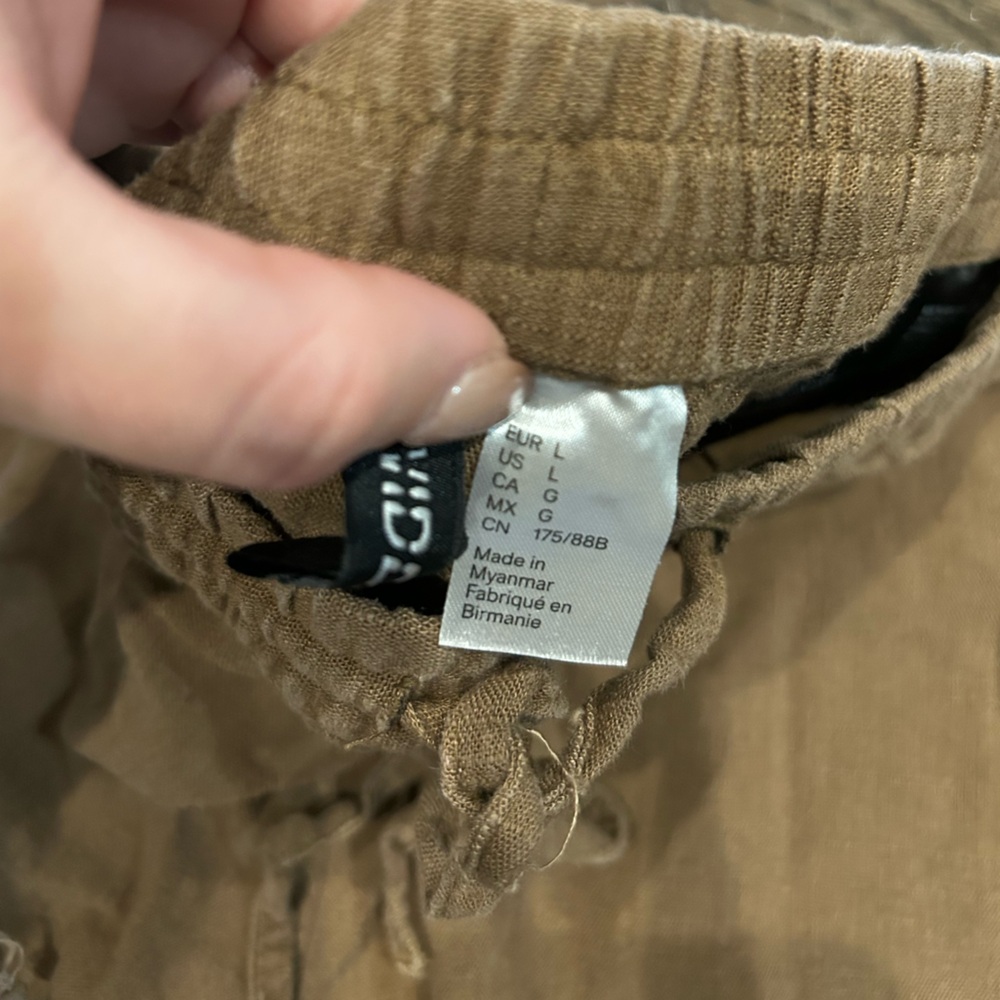 H&M Linen Shorts - Picture 3 of 3